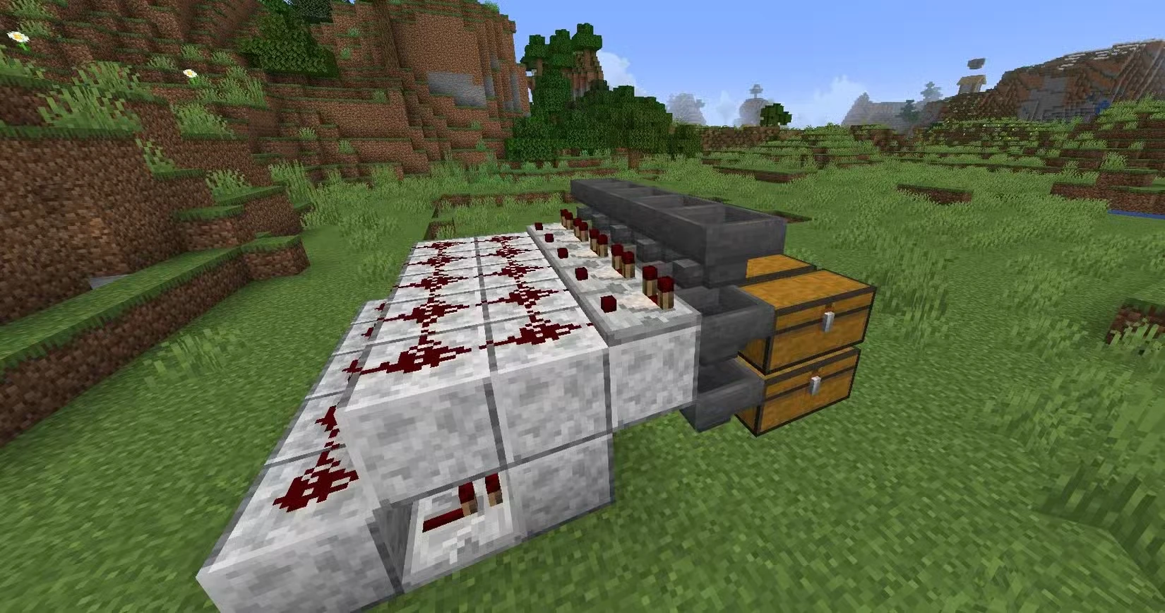 Minecraft Redstone Builds: 5 Useful Ideas You Should Try 3. Automatic Item Sorter